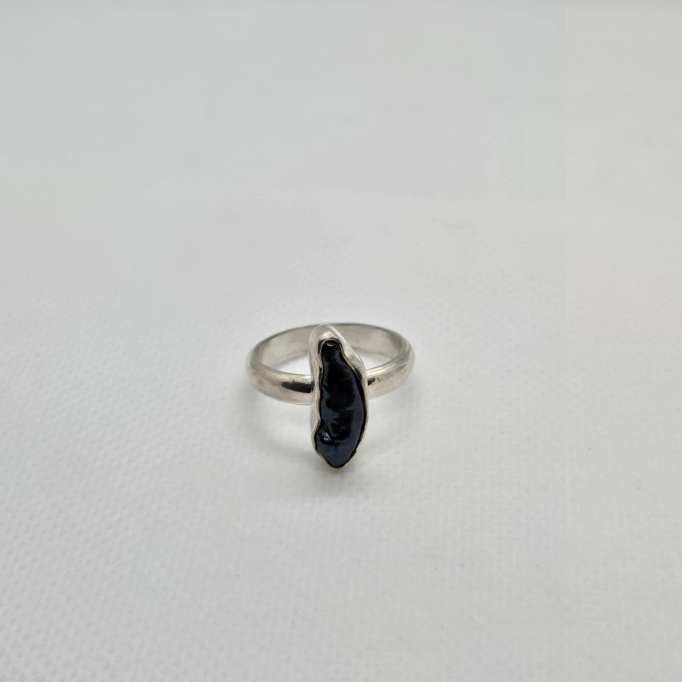 Freshwater Natural Pearl Black Silver Ring