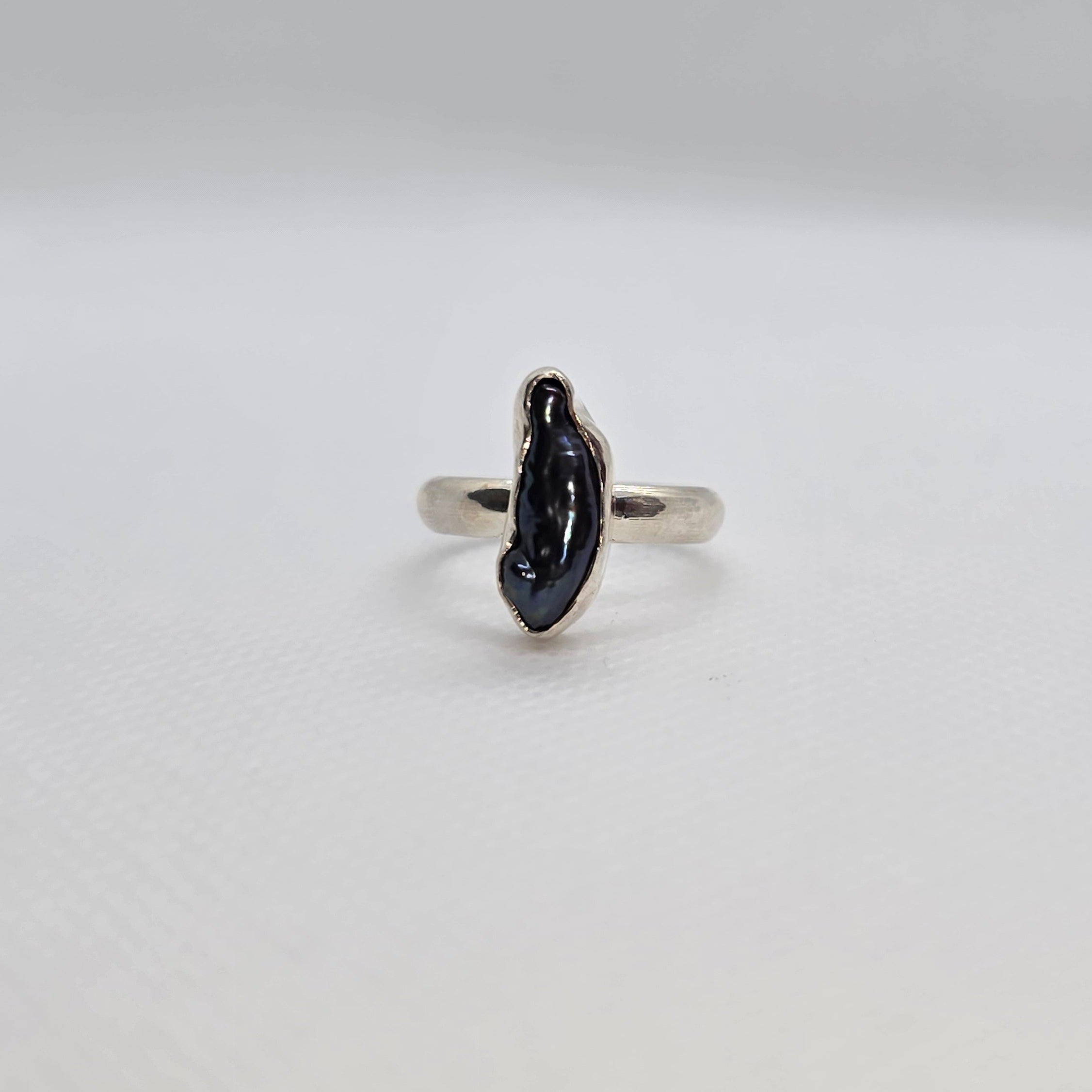 Freshwater Natural Pearl Black Silver Ring