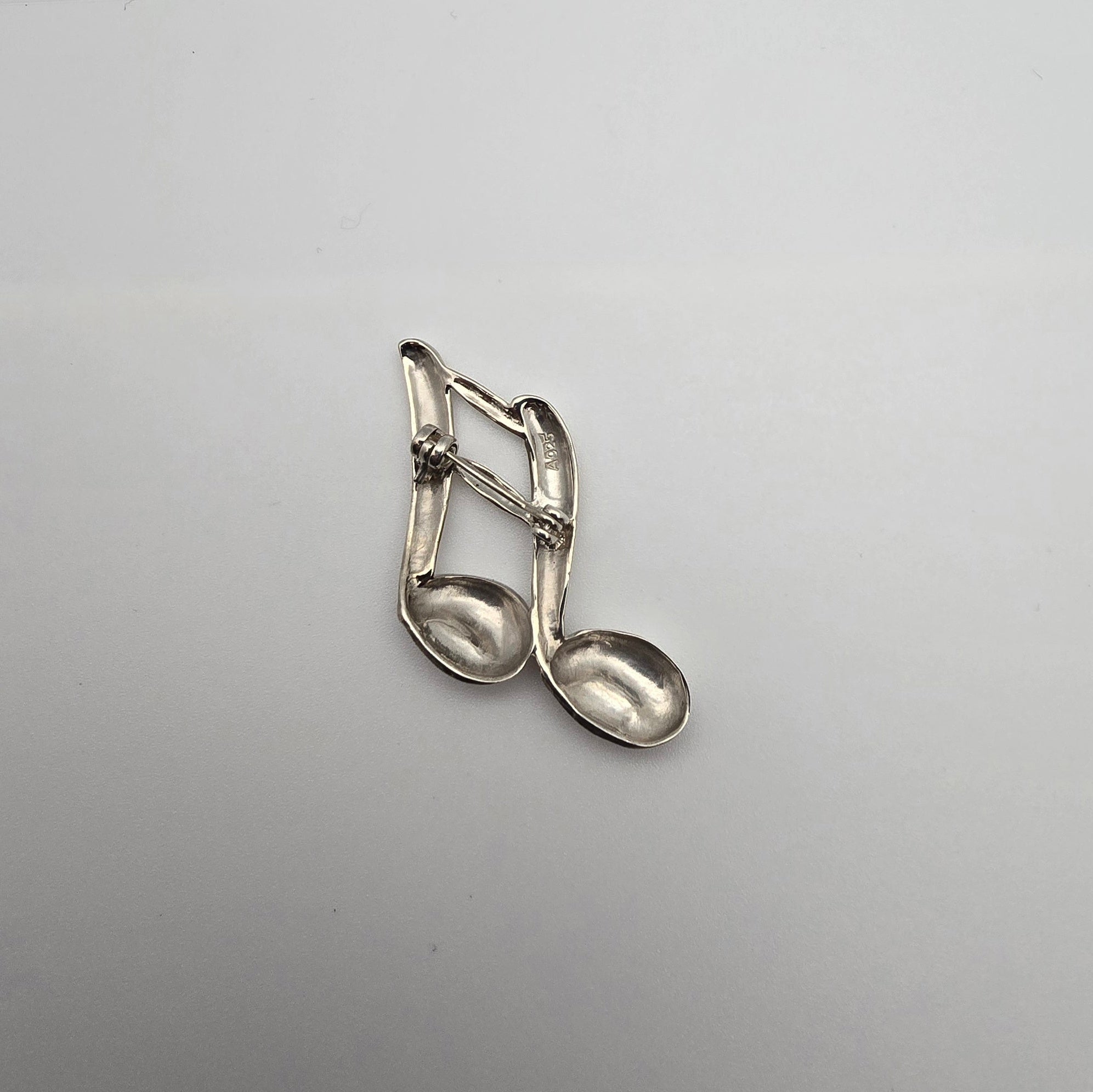 Musical Note Silver Pin