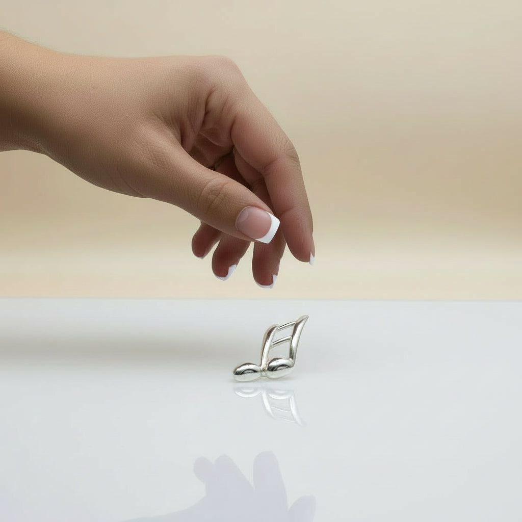 Musical Note Silver Pin