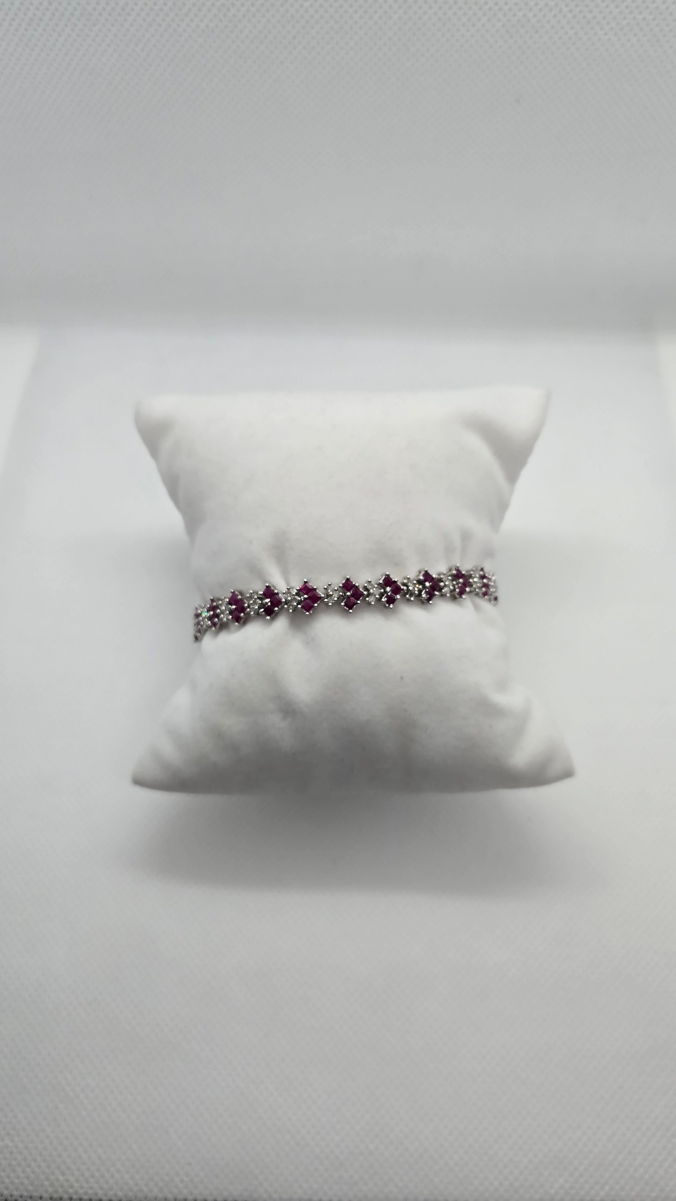 Bracelet White Gold 69 Diamonds approx. 1.5Carat Emerald cut natural Rubies Tennis Bracelet 14.70grams #40