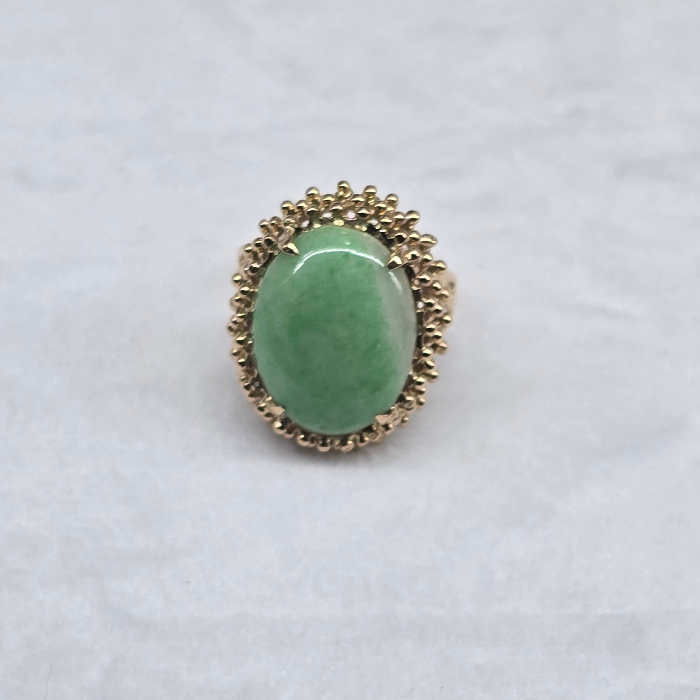 Light Green Oval Jade 10K Gold Ring