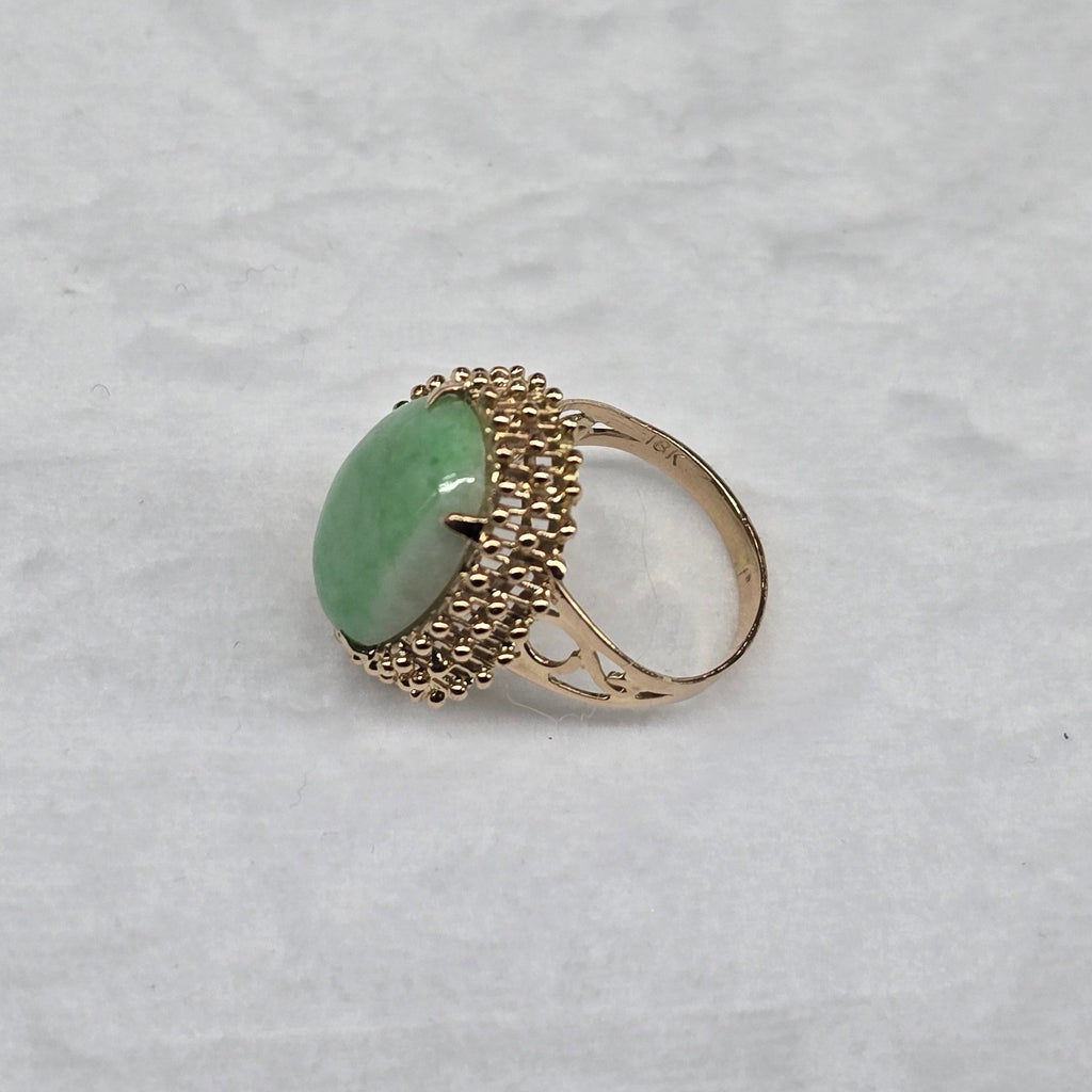 Light Green Oval Jade 10K Gold Ring