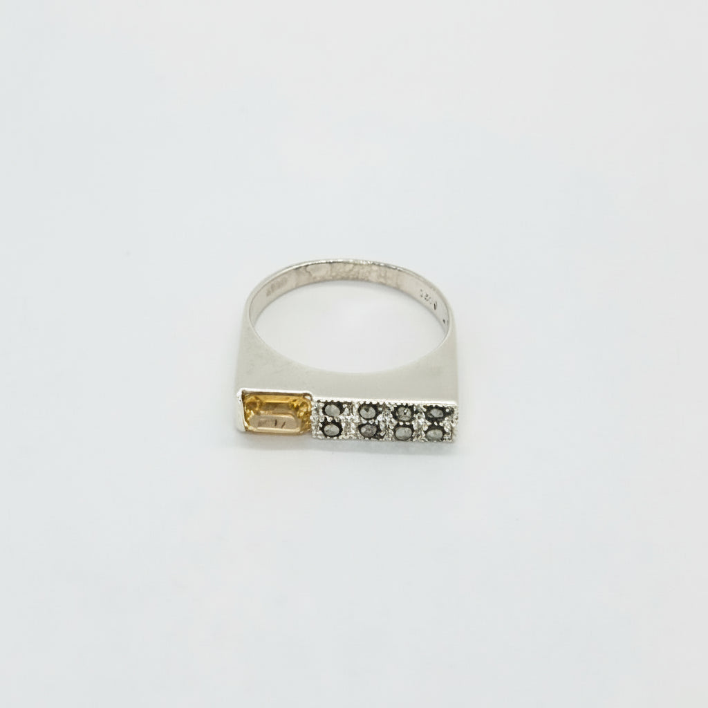 Yellow Stone Geometric Silver Ring