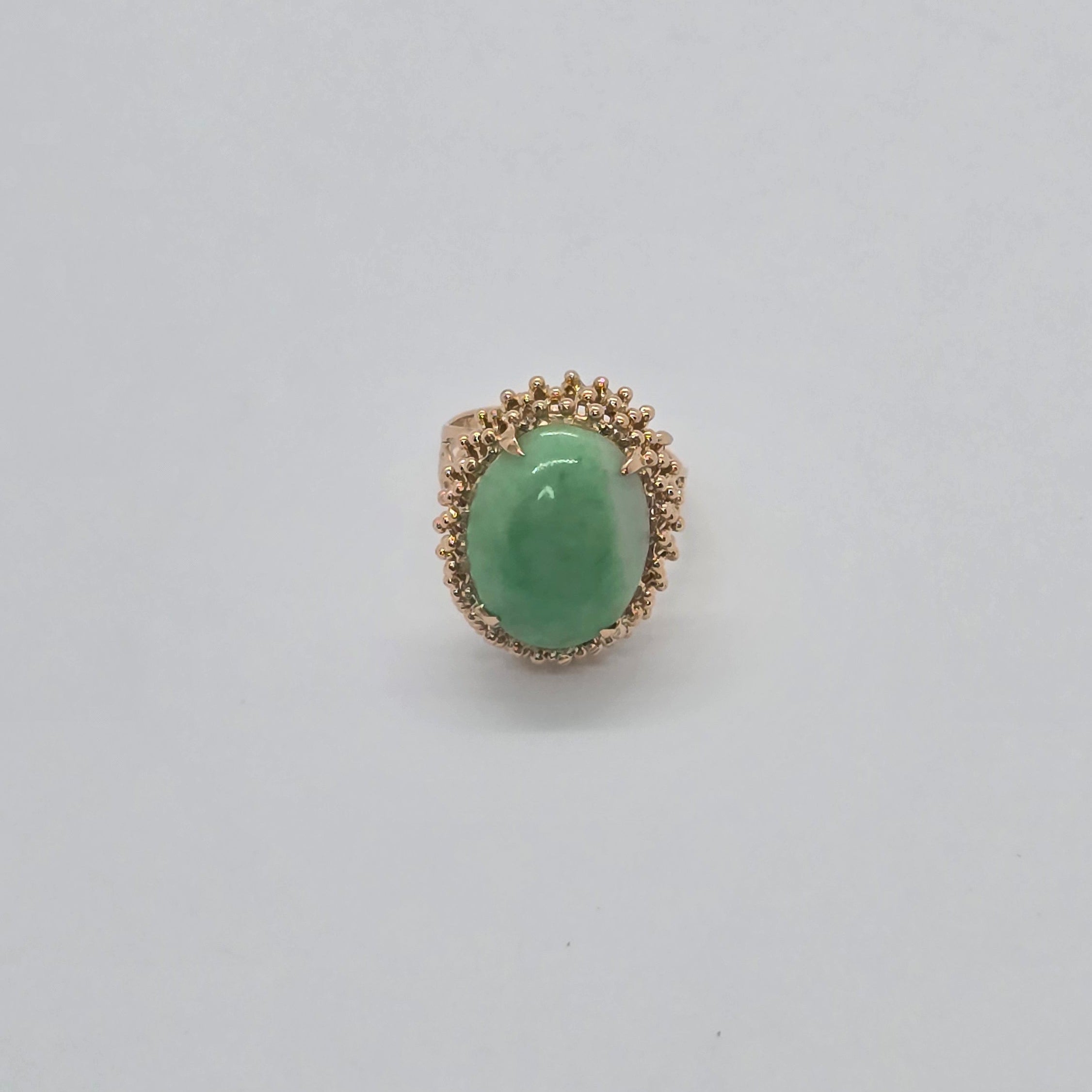 Light Green Oval Jade 10K Gold Ring