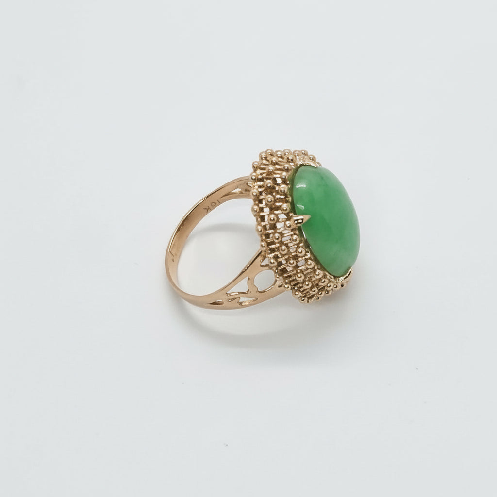 Light Green Oval Jade 10K Gold Ring