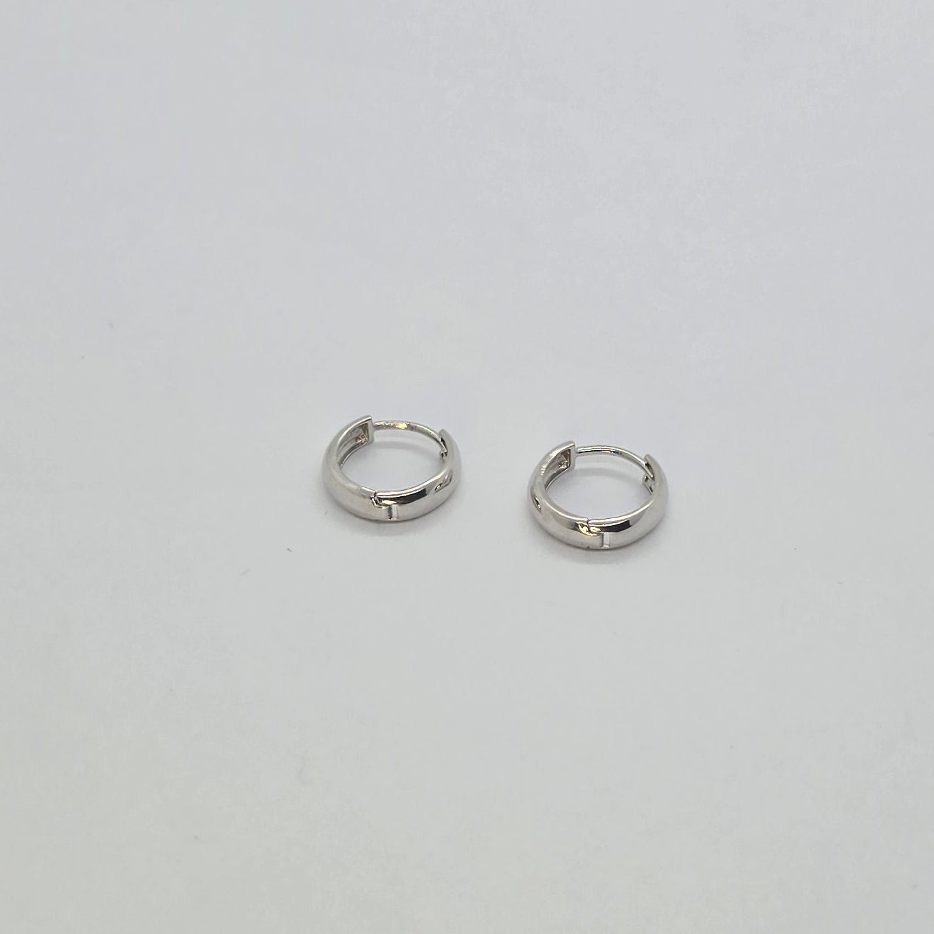 Hoop Plain White Gold Earrings