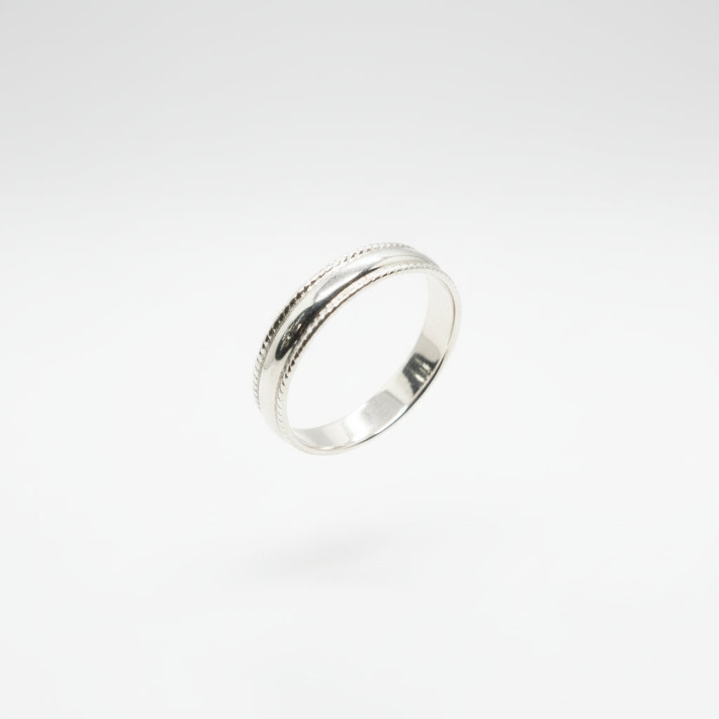 Band with style Silver Ring